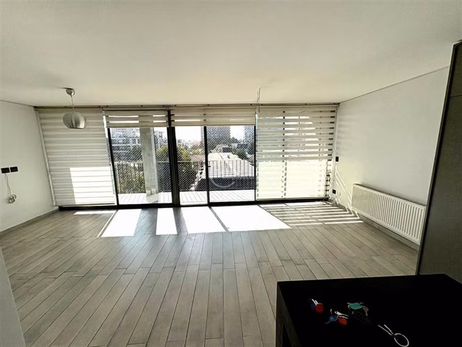 Moderno departamento en venta, Ñuñoa / Metro Simón Bolivar - Imagen 12