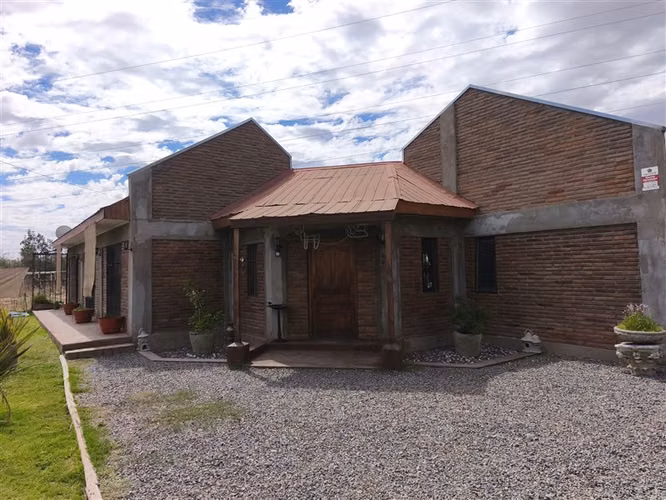 Casa en venta de 3 dorm. en Lampa