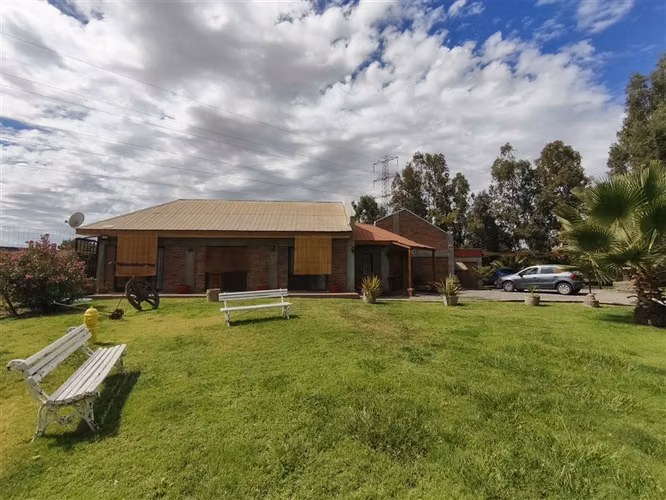 Casa en venta de 3 dorm. en Lampa