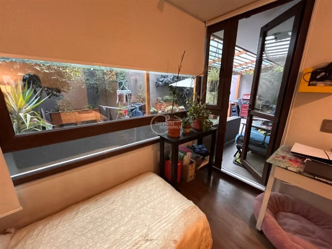 Departamento en venta con patio exclusivo y subterráneo