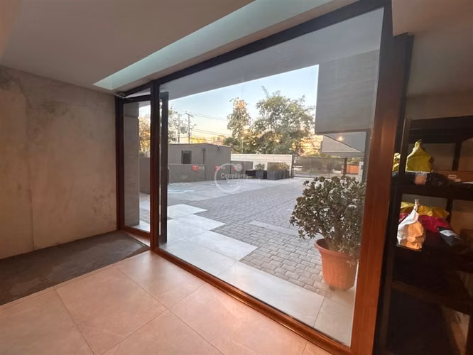 Departamento en venta con patio exclusivo y subterráneo
