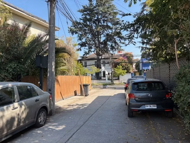 Casa remodelada en un pasaje/luminosa/amplios espacios