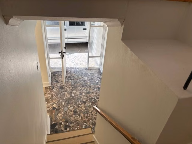 Casa remodelada apta para oficina/luminosa/amplios espacios