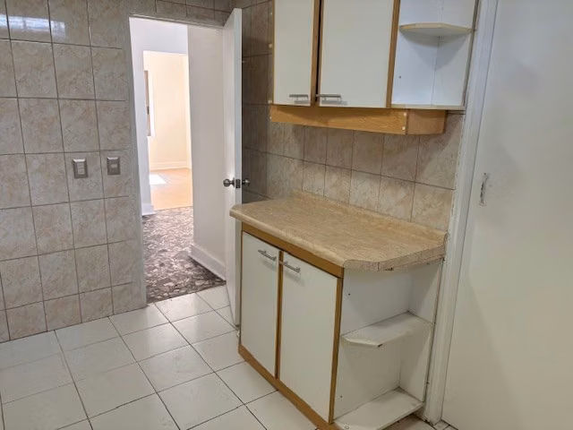 Casa remodelada apta para oficina/luminosa/amplios espacios