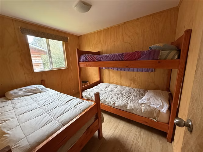 Parcela en venta con 4 cabañas Puerto Varas