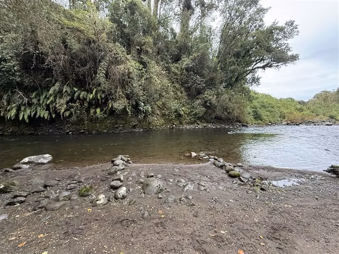 Parcela en venta con 4 cabañas Puerto Varas