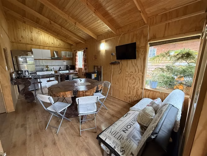 Parcela en venta con 4 cabañas Puerto Varas
