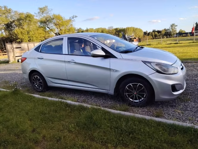 AUTO HYUNDAI 2015 DIESEL