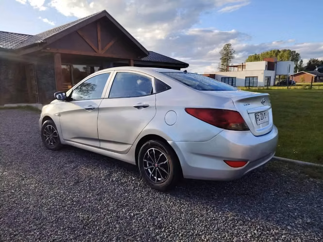 AUTO HYUNDAI 2015 DIESEL