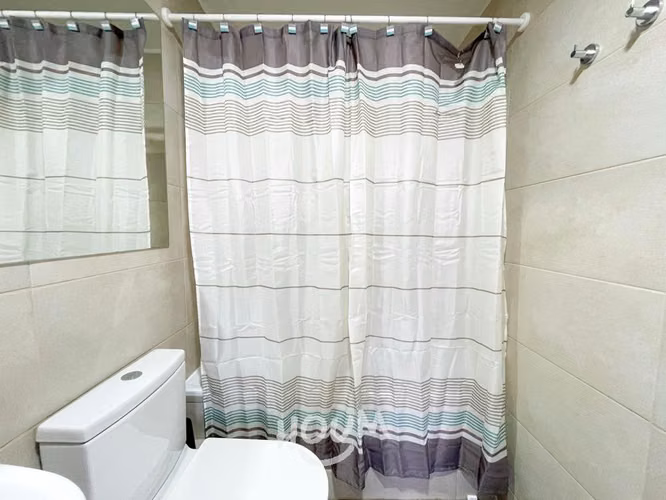 Departamento en Avenida Los Claveles