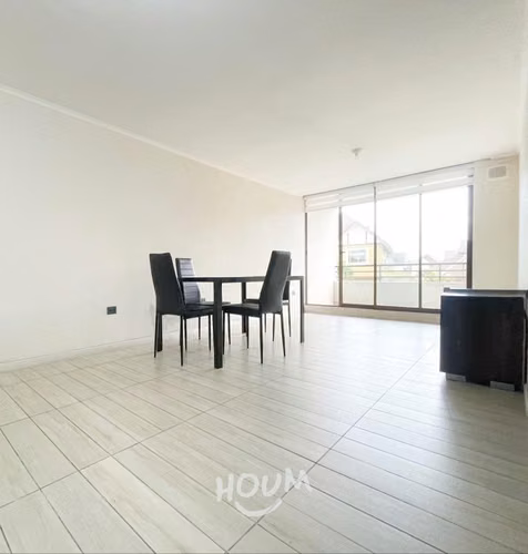 Departamento en Avenida Los Claveles
