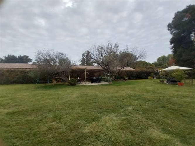 Vendo Hermosa Parcela en Lampa 4D 2B