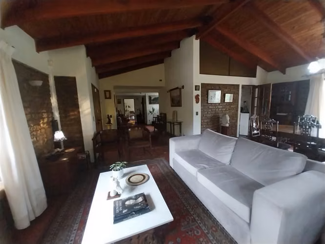 Vendo Hermosa Parcela en Lampa 4D 2B