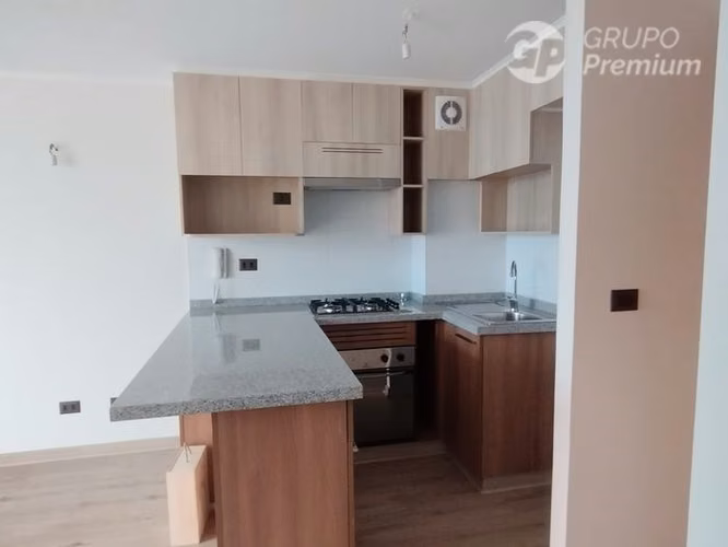 Departamento en venta de 2 dorm. 2 baños en La Cisterna