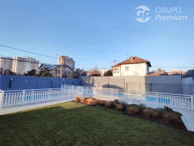 Departamento en venta de 2 dorm. 2 baños en La Cisterna