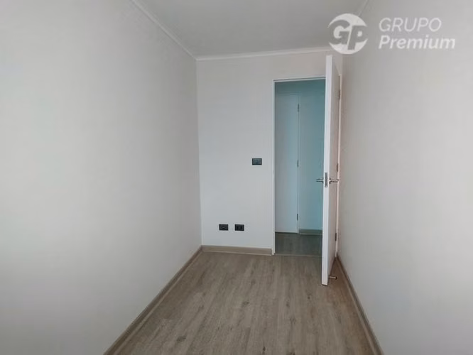 Departamento en venta de 2 dorm. 2 baños en La Cisterna