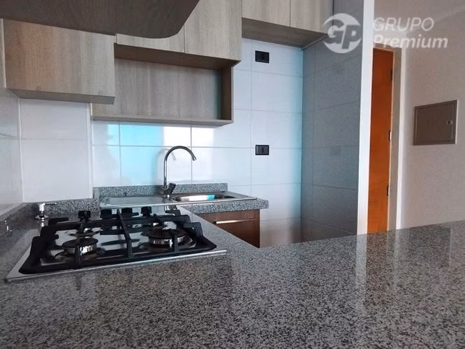 Departamento en venta de 2 dorm. 2 baños en La Cisterna