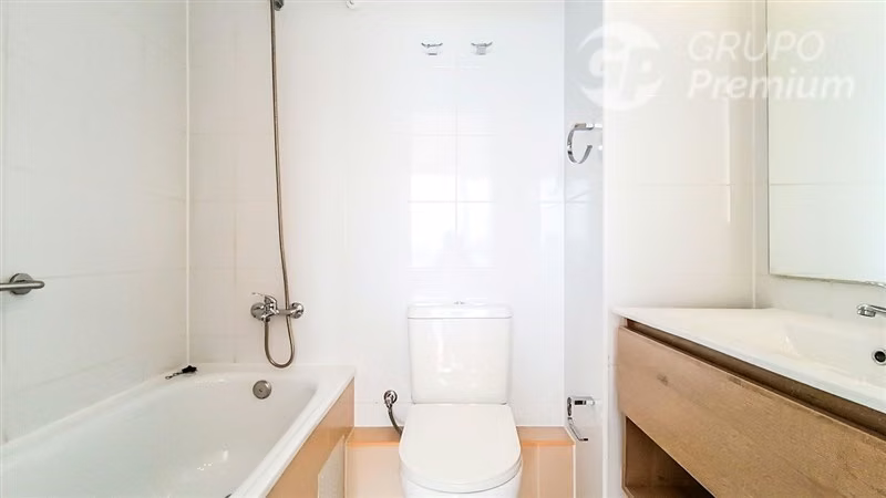 Departamento en venta de 2 dorm. 2 baños en La Cisterna