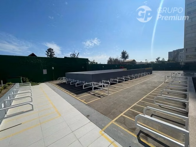 Departamento en venta de 2 dorm. 2 baños en La Cisterna