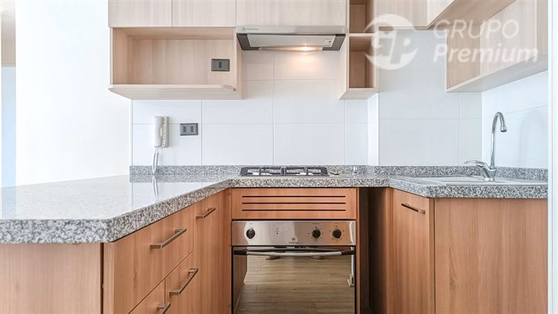Departamento en venta de 2 dorm. 2 baños en La Cisterna