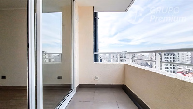 Departamento en venta de 2 dorm. 2 baños en La Cisterna
