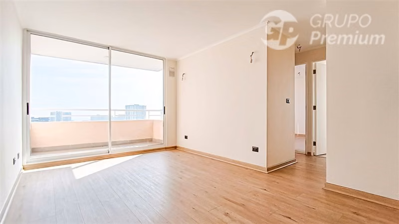 Departamento en venta de 2 dorm. 2 baños en La Cisterna