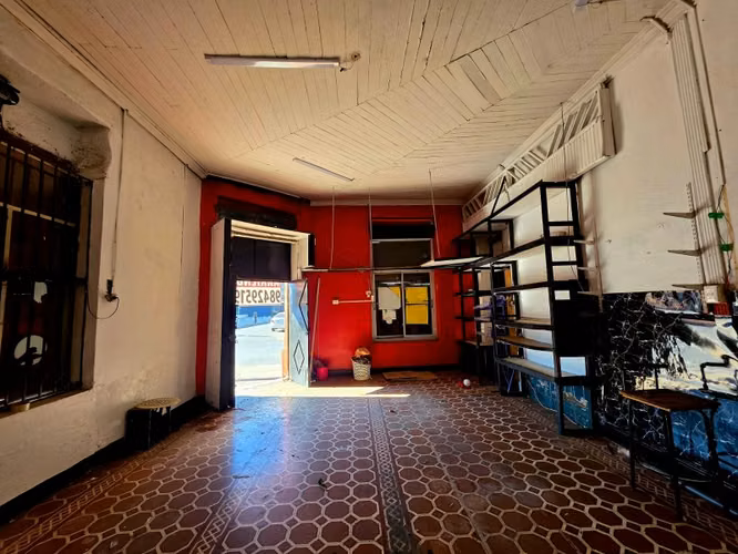 Arriendo Local comercial Esquina en el centro
