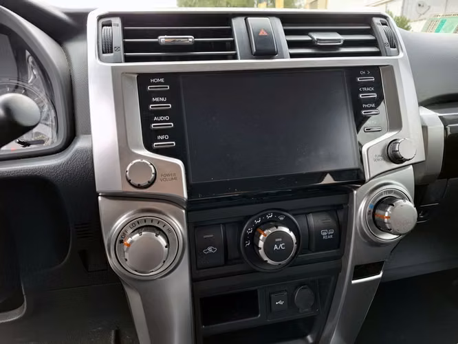 TOYOTA 4RUNNER  2021
