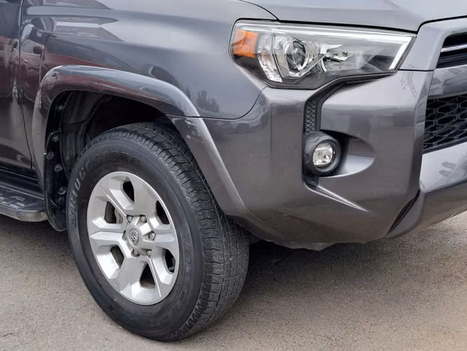 TOYOTA 4RUNNER  2021