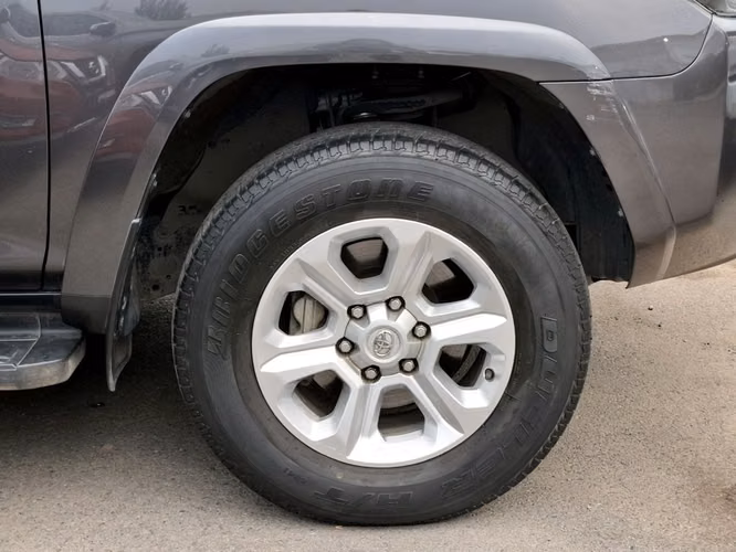 TOYOTA 4RUNNER  2021