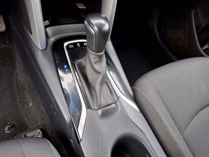 TOYOTA COROLLA CROSS 2023
