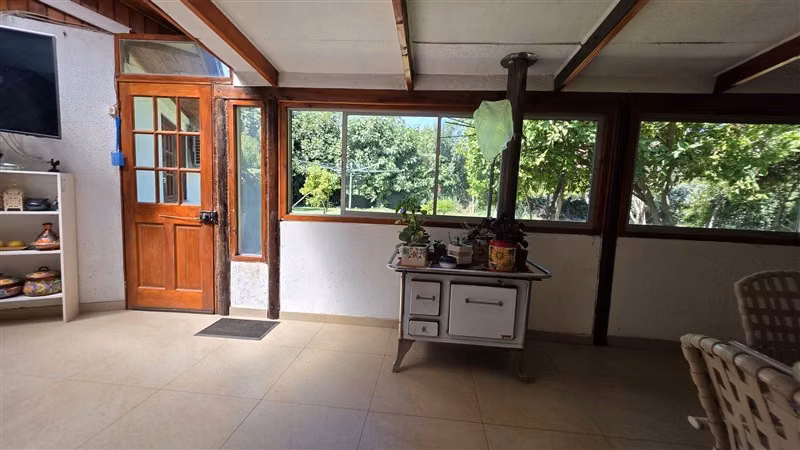Parcela con dos casas en venta, Chicureo / Colina