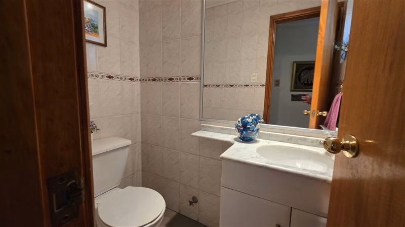 Parcela con dos casas en venta, Chicureo / Colina