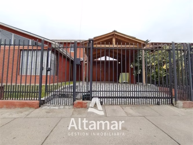 Casa en venta de 3 dorm. Sindempart en Coquimbo