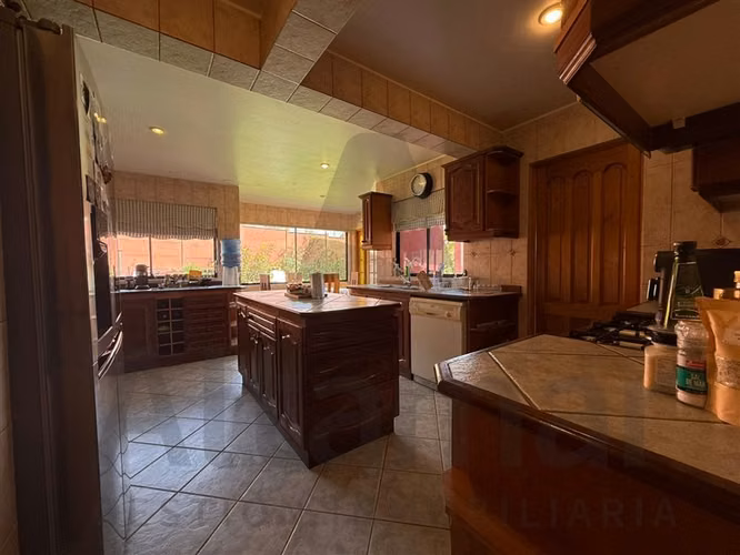 Casa en venta de 6 dorm. en Coquimbo