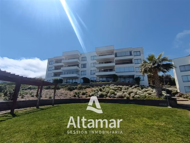 Departamento en venta de 2 dorm. Puerto Velero, Coquimbo