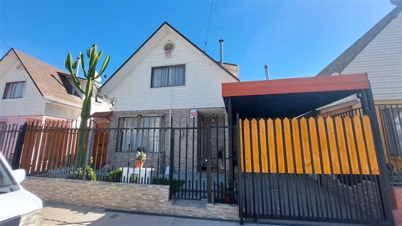 Casa en venta de 3 dorm. en Coquimbo