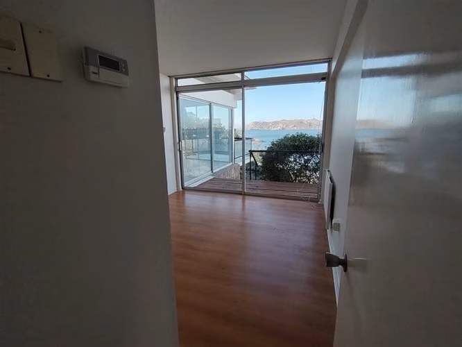 Casa en venta de 4 dorm. en Coquimbo
