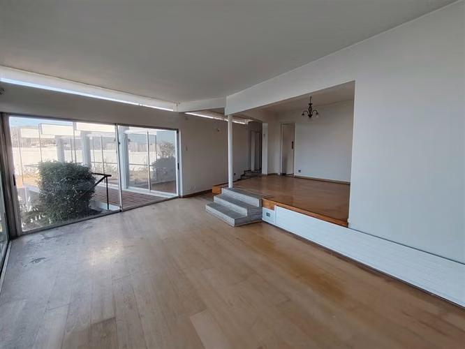 Casa en venta de 4 dorm. en Coquimbo