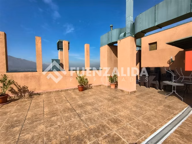 Departamento en venta de 2D-2B est y bod Metro Manquehue