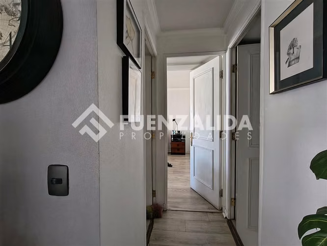 Departamento en venta de 2D-2B est y bod Metro Manquehue