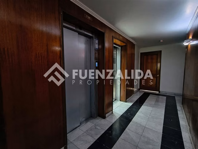 Departamento en venta de 2D-2B est y bod Metro Manquehue