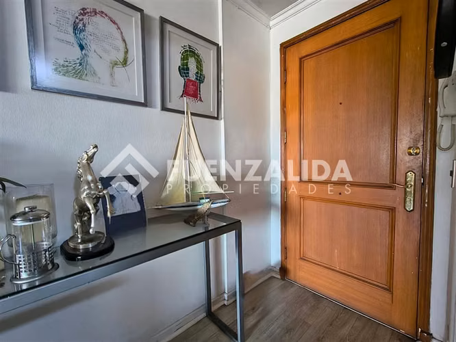 Departamento en venta de 2D-2B est y bod Metro Manquehue