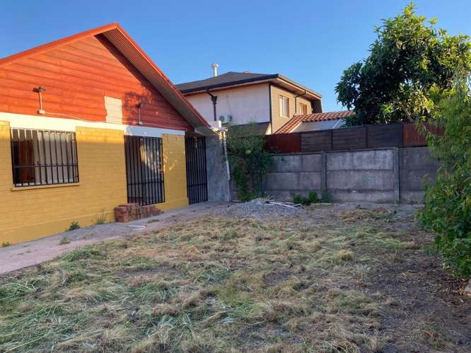 EN VENTA CASA GRANDE EN PARQUE E LA REINA - Imagen 11