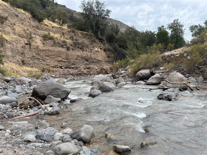 Cajón del Maipo Naturaleza y en Comunidad Ecológica.-