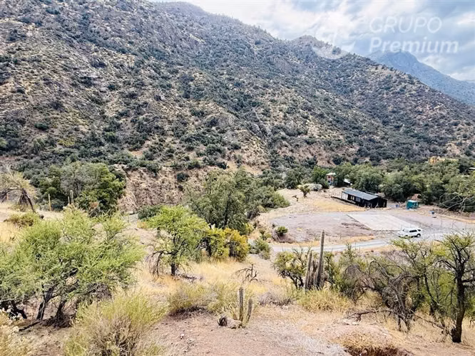 Cajón del Maipo Naturaleza y en Comunidad Ecológica.-