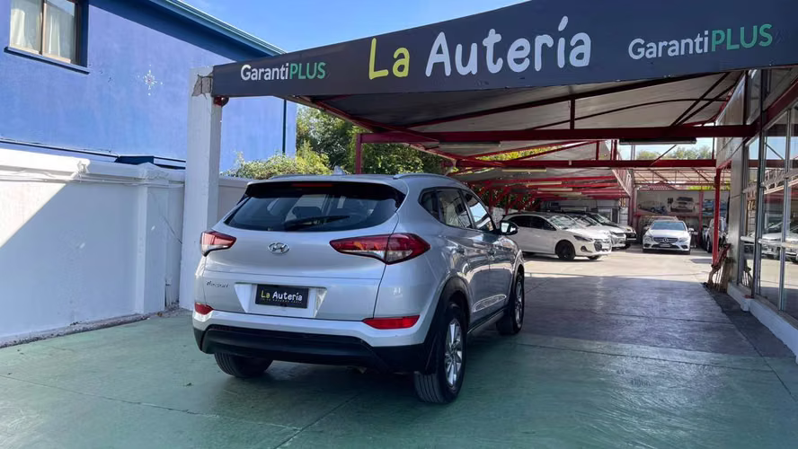 Hyundai Tucson TL 2.0 (2018)