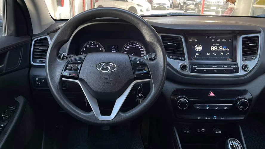 Hyundai Tucson TL 2.0 (2018)