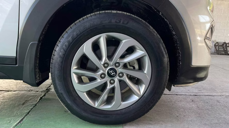 Hyundai Tucson TL 2.0 (2018)
