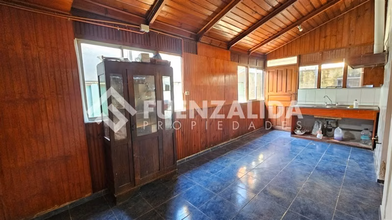 Casa en venta de 3 dorm. en La Florida